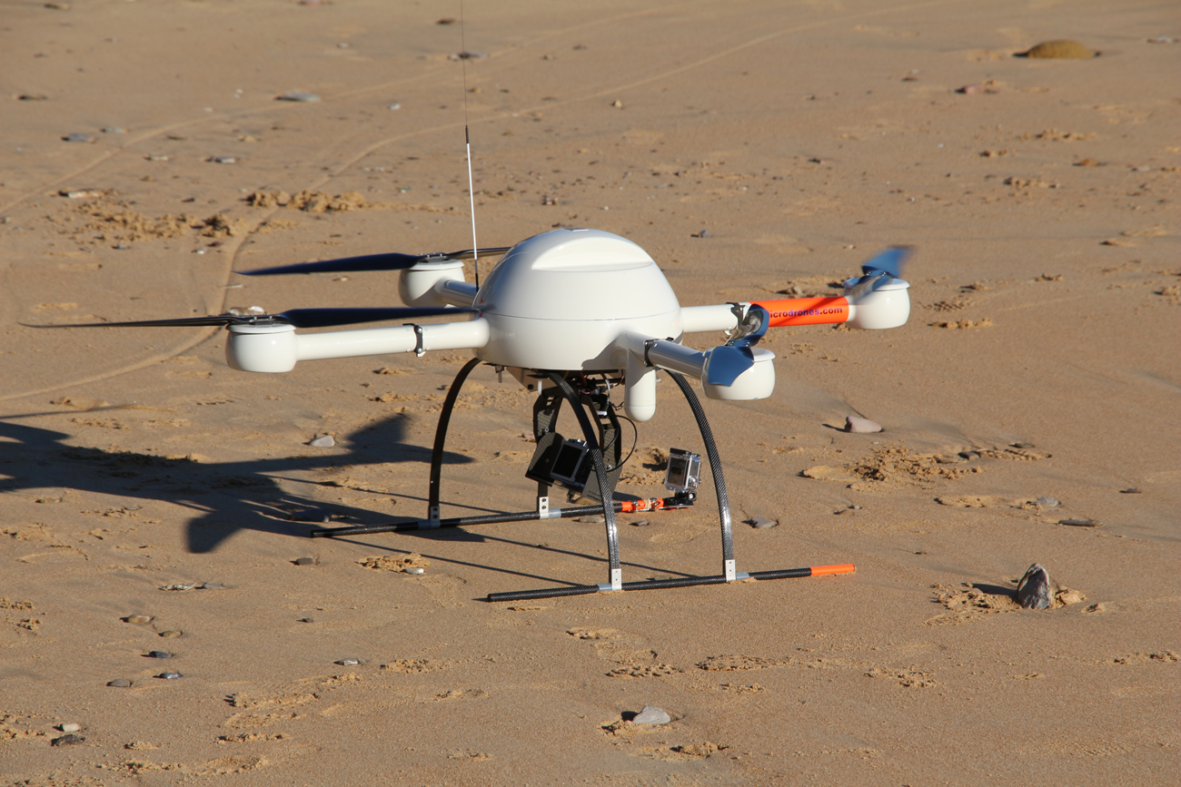 El primer dron, modelo MD4-1000, de la empresa alemana Microdrones