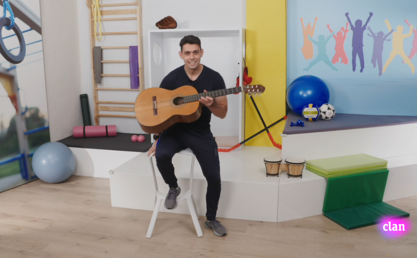 Yo pongo la música y también la letra