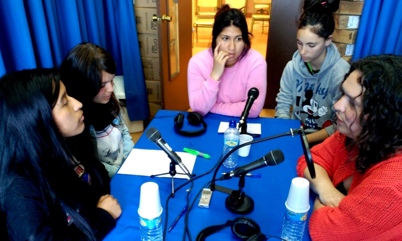 Maratón radiofónico solidario. Entrevista con Montserrat Cantera, concejala de Cultura del Ayto. de Miranda de Ebro. 