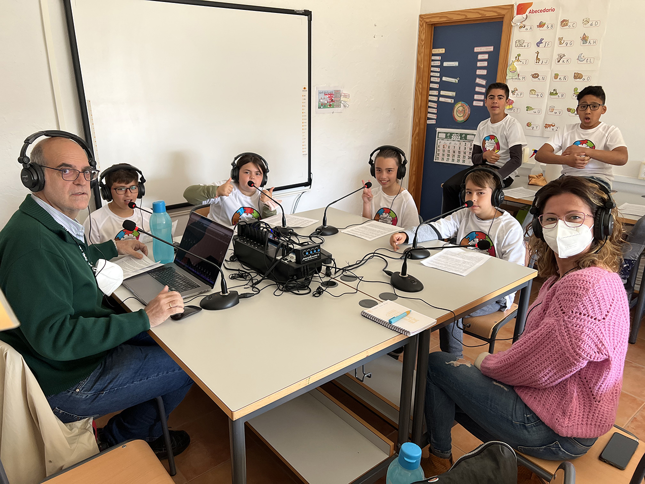 Grabando un podcast para Radio Rural La Espiga.