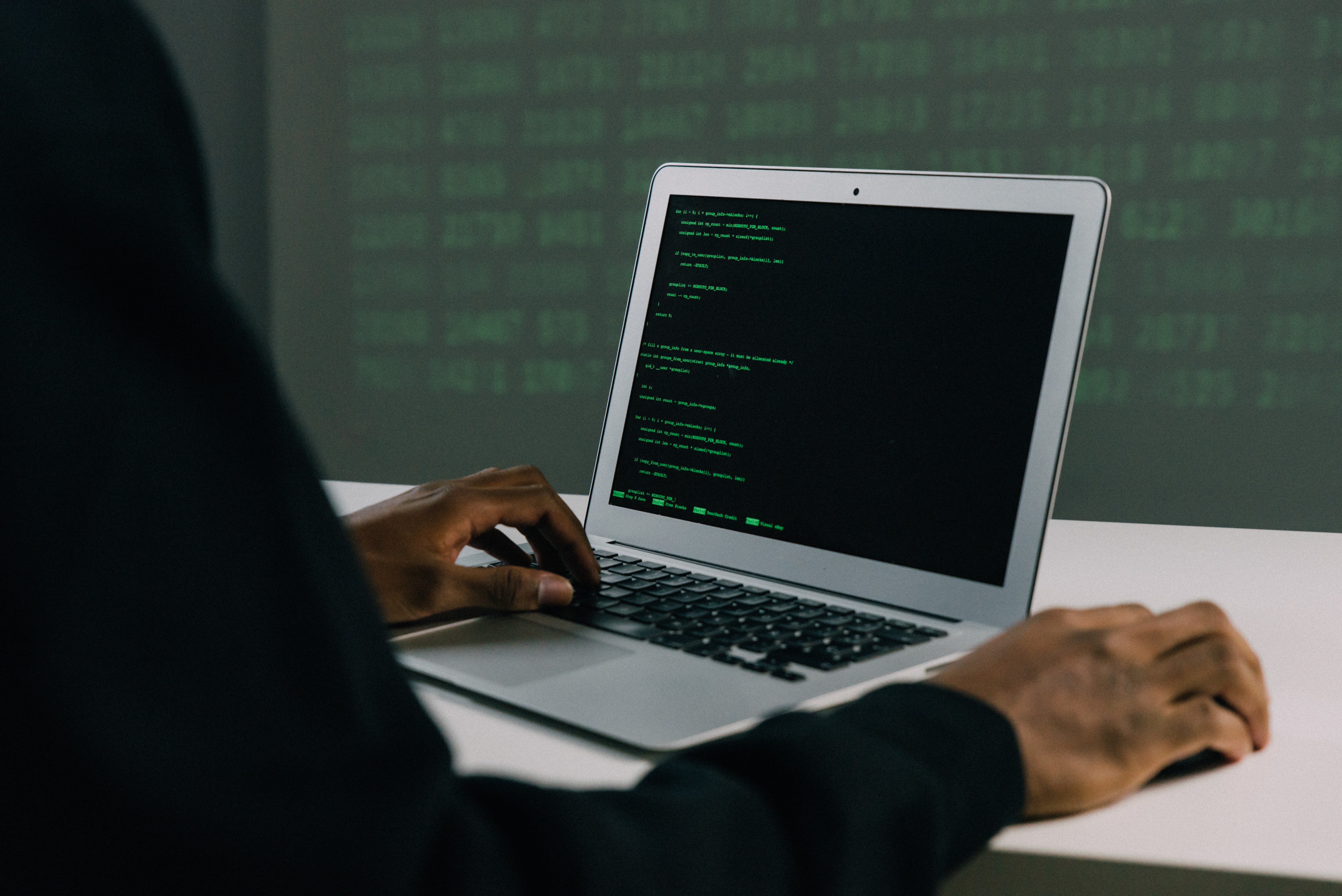 Imagen de Ingeniería social y fraudes online