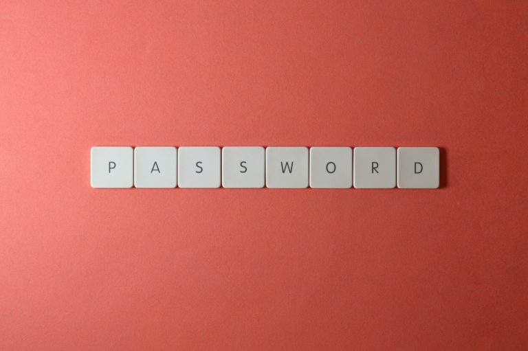 Gestión de contraseñas seguras