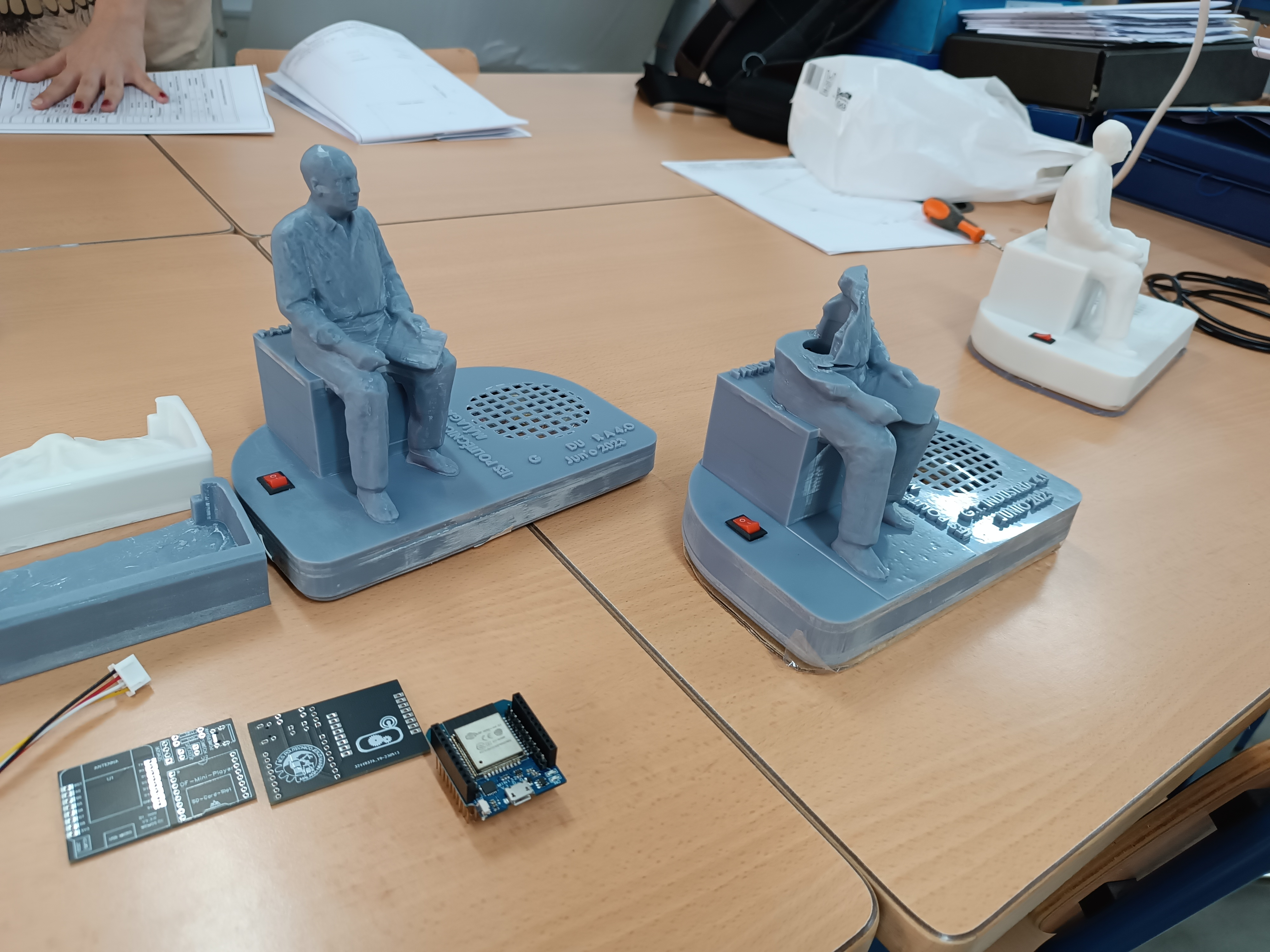 Maquetas operativas con diferentes montajes internos