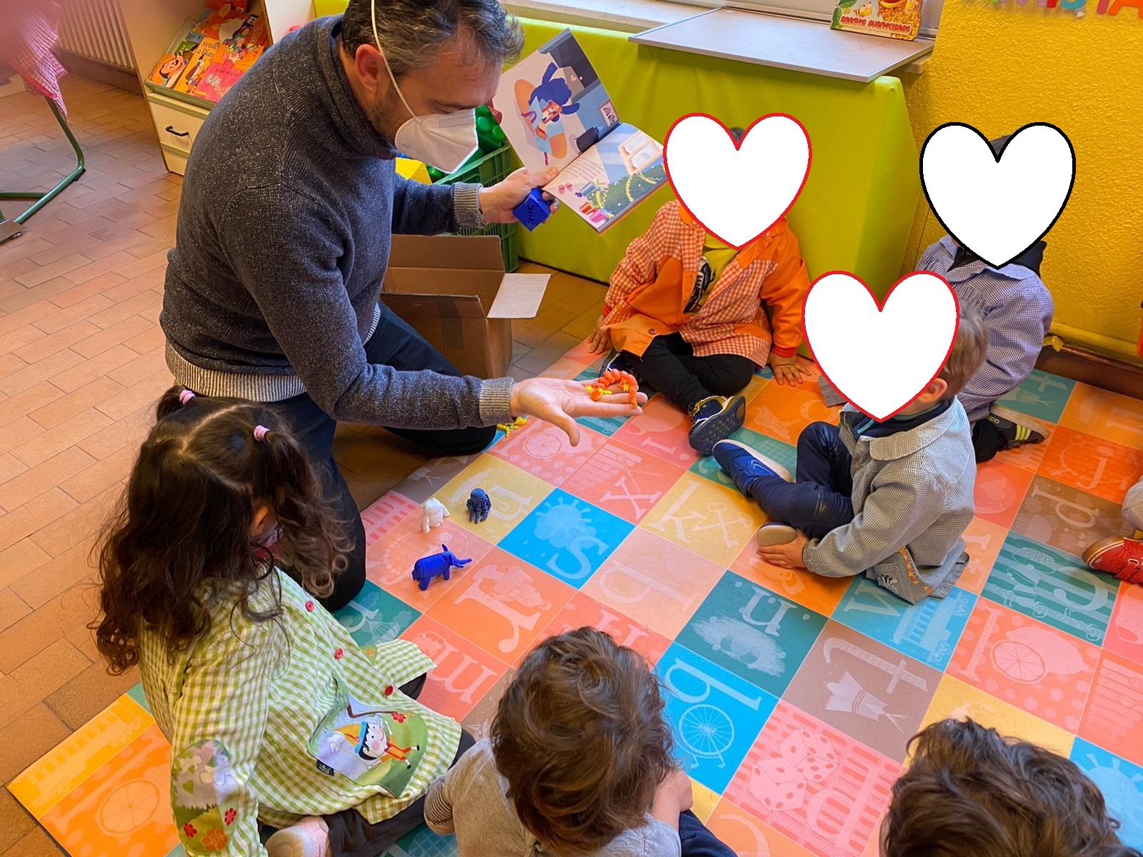 Lectura del cuento Helpi y la aventura de ayudar, motivación hacia los proyectos STEAM solidarios