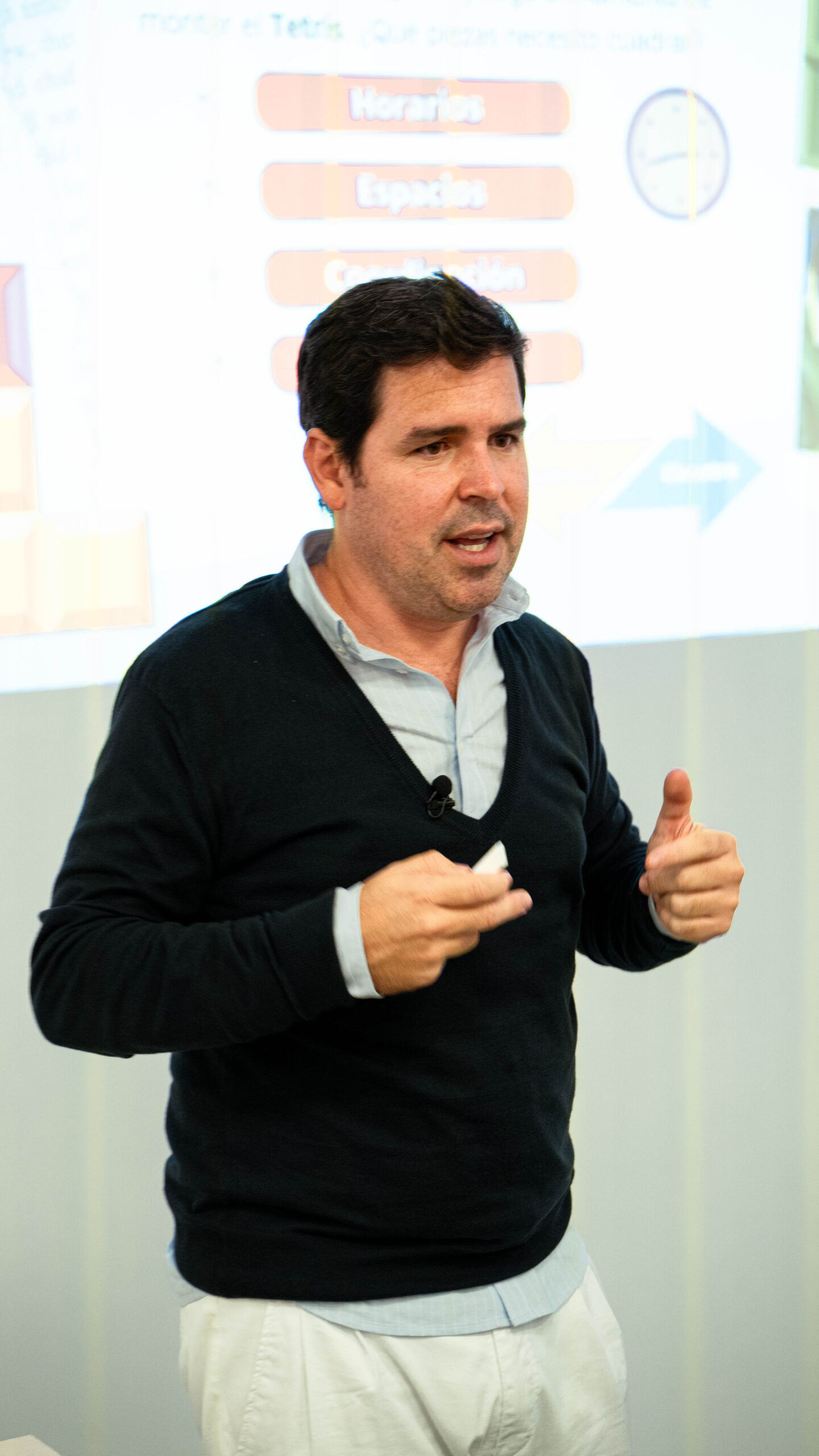 Ponencia «La radio de mi cole desde 0 (inf-pri)» por Jesús Ángel Pindado