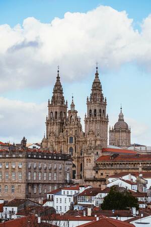 Catedral de Santiago. Imagen libre de derechos (repositorio pexels.com).