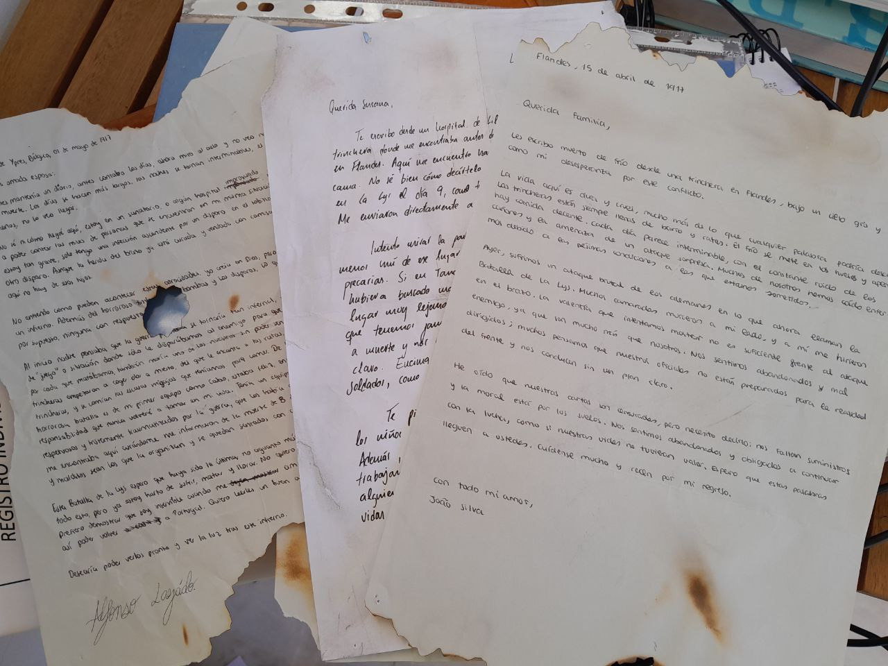 Muestra de cartas realizadas por varios equipos de alumnos Muestra de cartas realizadas por varios equipos de alumnos