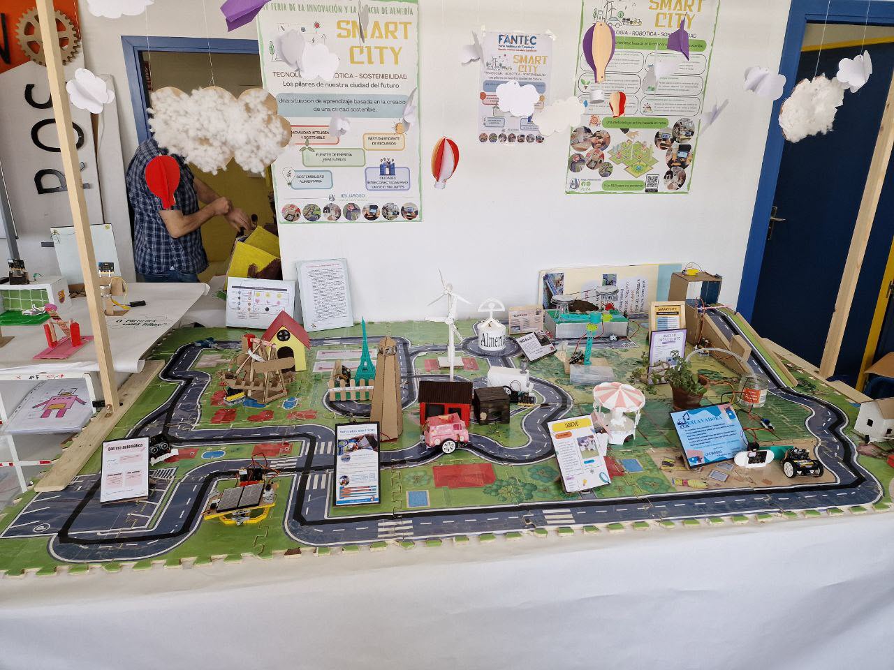 La solución creada por cada equipo debía abordar el ODS11 Ciudades y comunidades sostenibles