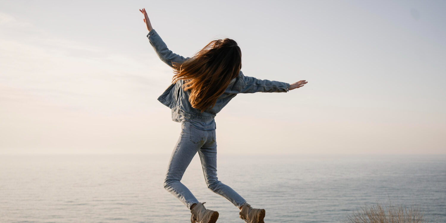 Imagen de Existir es pensar: del ser al compromiso vital y poético