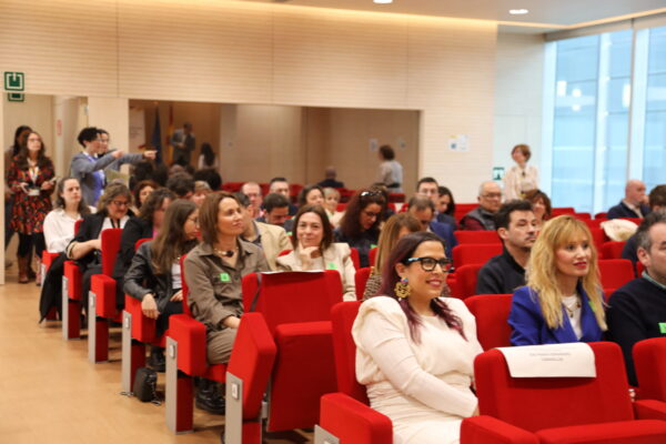 Asistentes al acto de entrega de premios