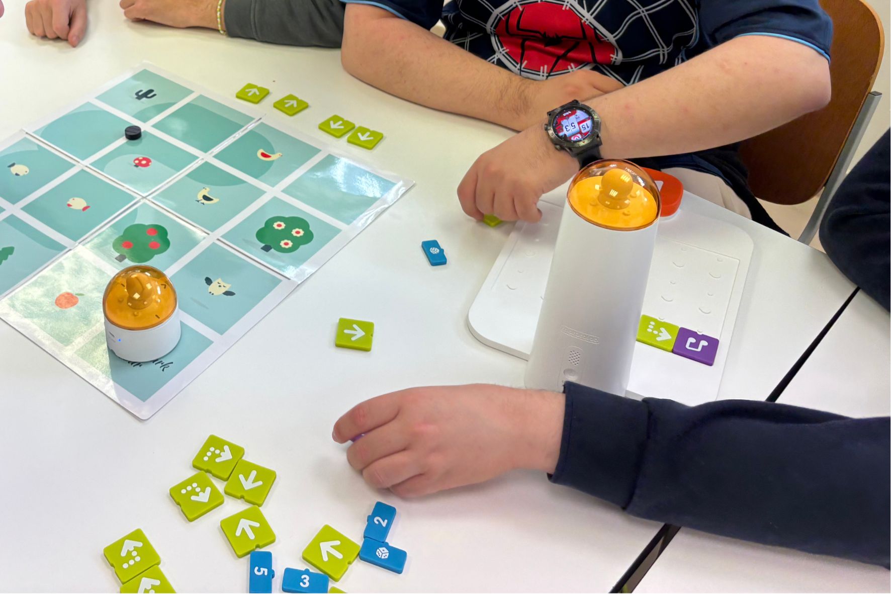 Robot Matalab con el que trabajamos la programación por bloques.