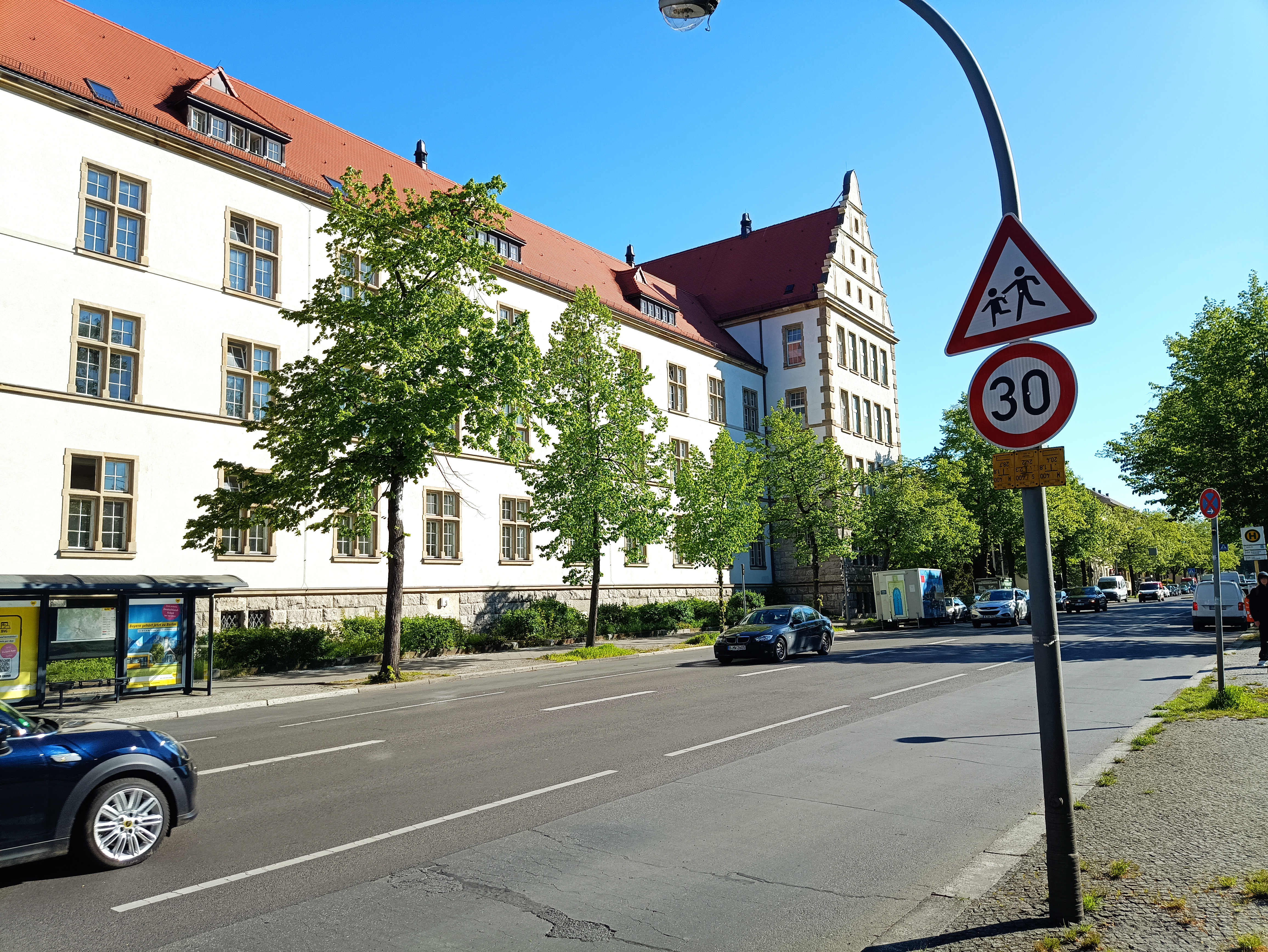 ESTANCIA PROFESIONAL EN EL INSTITUTO FRIEDRICH-ENGELS-GYMNASIUM (BERLÍN-ALEMANIA).